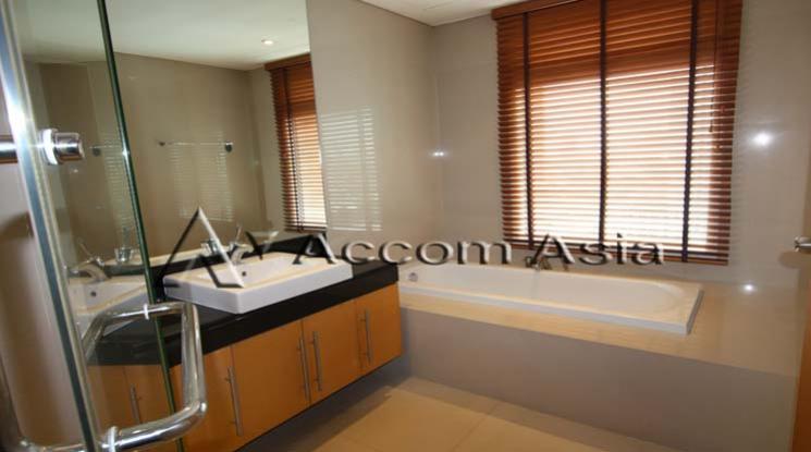 รูป 🔼🔽 AccomA 📩 Spacious condo with open view balcony and natural tones (1516970) - รูปที่ 9/9