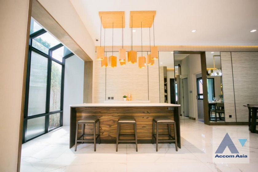 รูป 🔼🔽 AccomA 📩 Elegant resort-style house with pool and garden in Sukhumvit (AA34434) - รูปที่ 6/20
