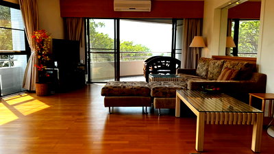 ขายคอนโด : Krisda Golden Condotel 3 Bedrooms Pattaya Na Jomtien
