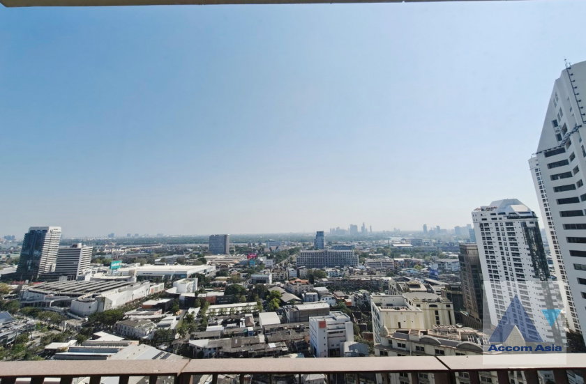 picture 🔼🔽 AccomA 📩  3 BR Condominium @The Emporio Place (AA36233) - 18/19