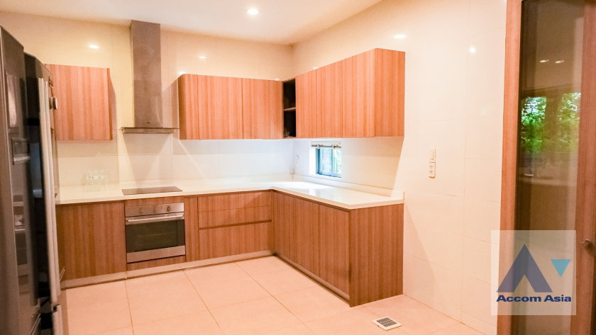 picture 🔼🔽 AccomA 📩 Pet friendly 3 BR House in Klong Tan (13000279) - 9/18