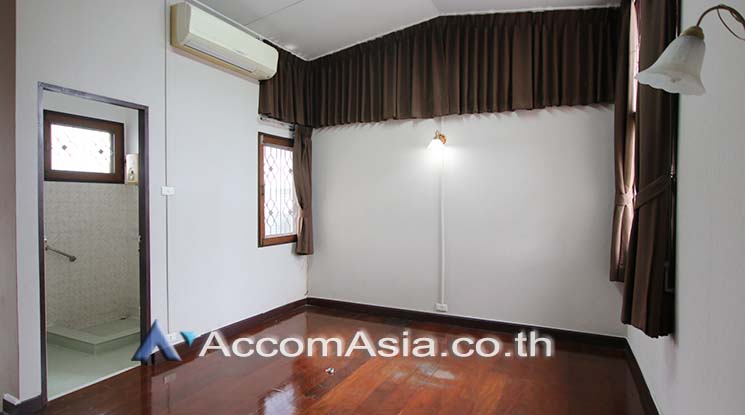 รูป 🔼🔽 AccomA 📩 Home Office 3 BR House in Khlong Tan Nuea (AA11372) - รูปที่ 11/15