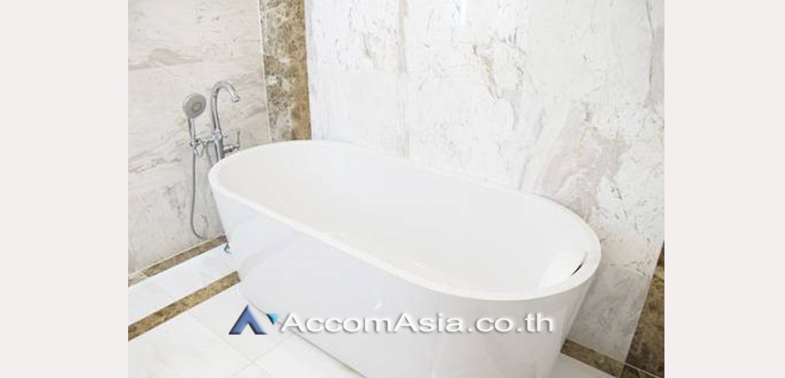 picture 🔼🔽 AccomA 📩 Modern Duplex with City View  ( AA30885 ) - 12/15