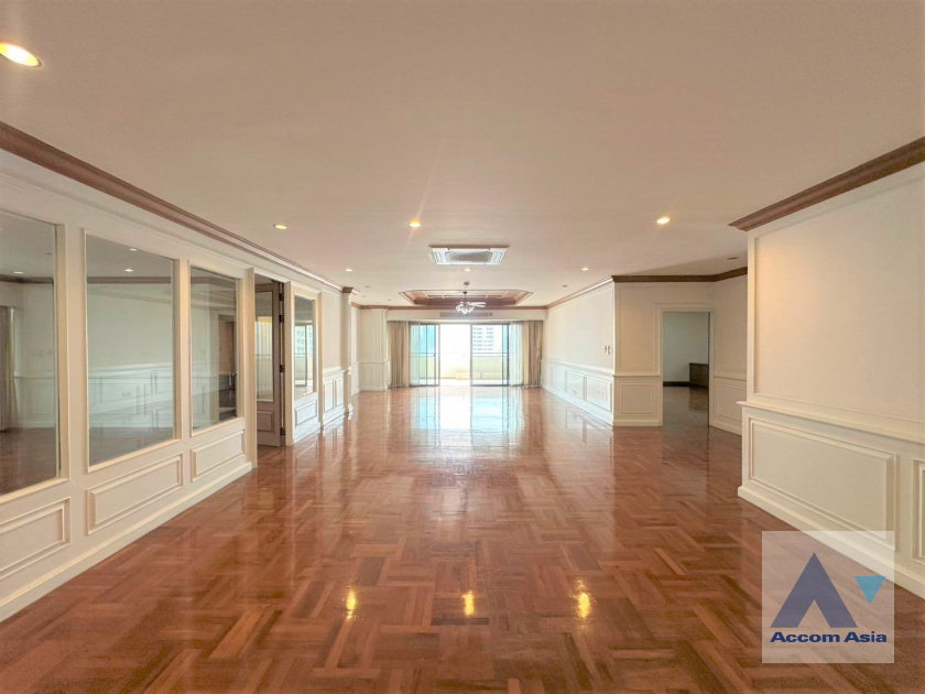 picture 🔼🔽 AccomA 📩  4 BR Condominium @Tower Park (21328) - 1/20