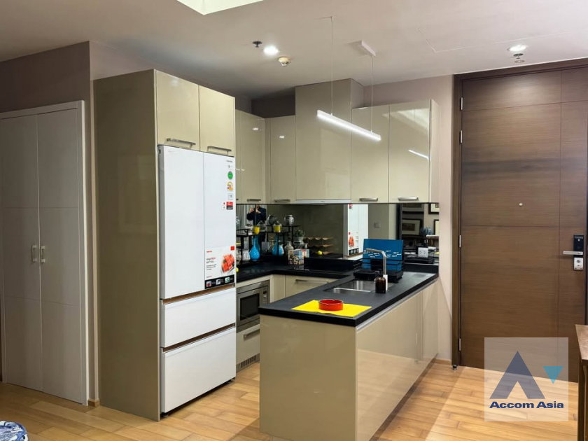 รูป 🔼🔽 AccomA 📩 Fully Furnished,Luxury,Newly renovated 2 BR Condominium @Quattro Thonglor (AA45629) - รูปที่ 3/7