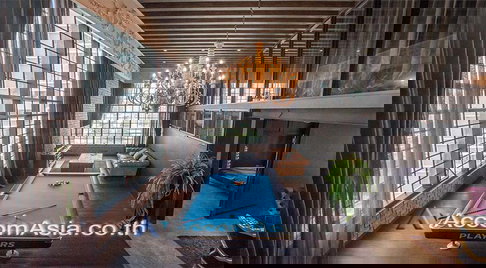 🔼🔽 AccomA 📩 Stylish Loft City ( AA27329 )