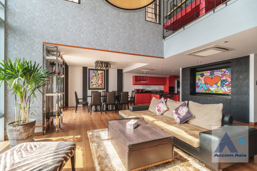 รูป 🔼🔽 AccomA 📩 Spacious room with high ceiling and city view  (1512174) - รูปที่ 10/20