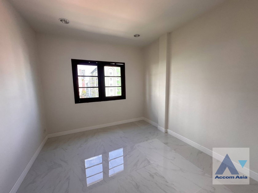 รูป 🔼🔽 AccomA 📩  4 BR Townhouse @ (AA42425) - รูปที่ 4/16