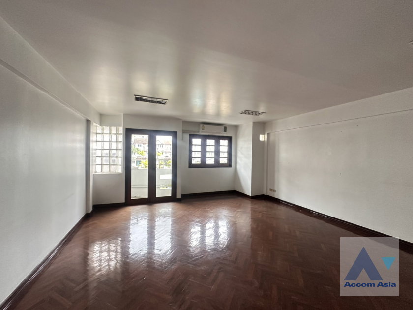 รูป 🔼🔽 AccomA 📩  4 BR Townhouse @Regent 71 (2314230) - รูปที่ 2/15