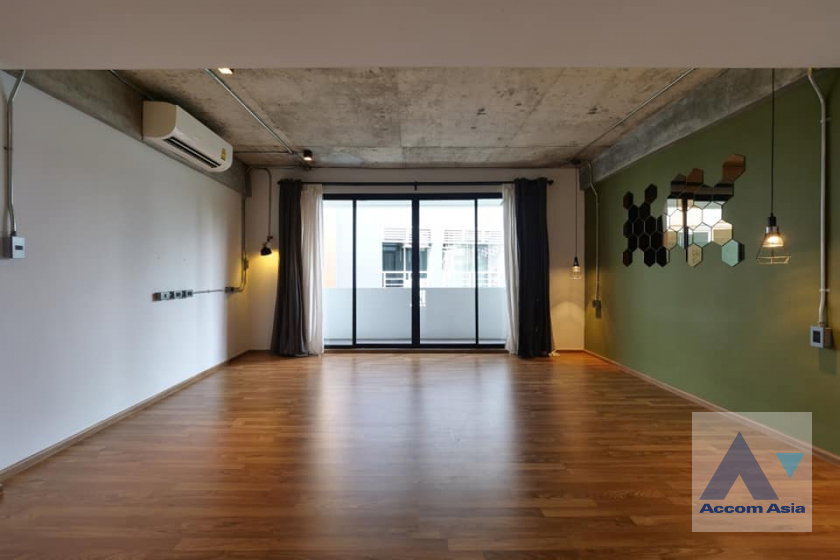 รูป 🔼🔽 AccomA 📩 Pet friendly 5 BR Townhouse in Khlong Tan Nuea (AA30344) - รูปที่ 17/20