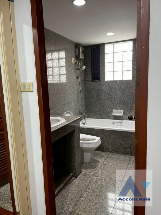 picture 🔼🔽 AccomA 📩  4 BR Townhouse in  Lumphini (AA44375) - 14/15