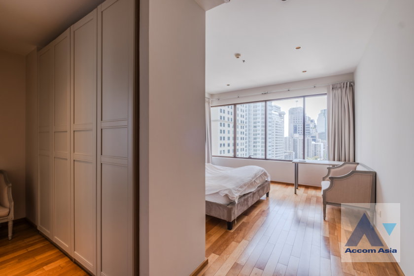 รูป 🔼🔽 AccomA 📩 Bright high-floor condo with bay windows and full skyline views at The Emporio Place (AA34704) - รูปที่ 9/20