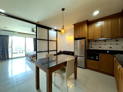 Condos for rent : 1 Bedroom Condo for Rent at Platinum Suites in Thepprasit Pattaya