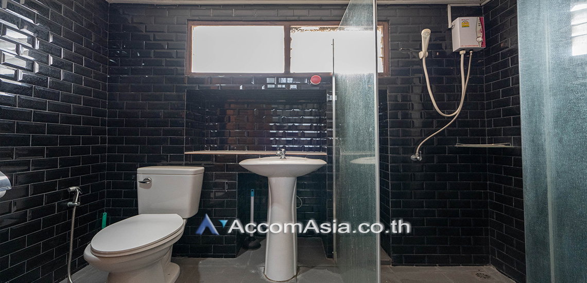 รูป 🔼🔽 AccomA 📩 Pet friendly 5 BR House @Ekkamai Villas (AA17168) - รูปที่ 14/17