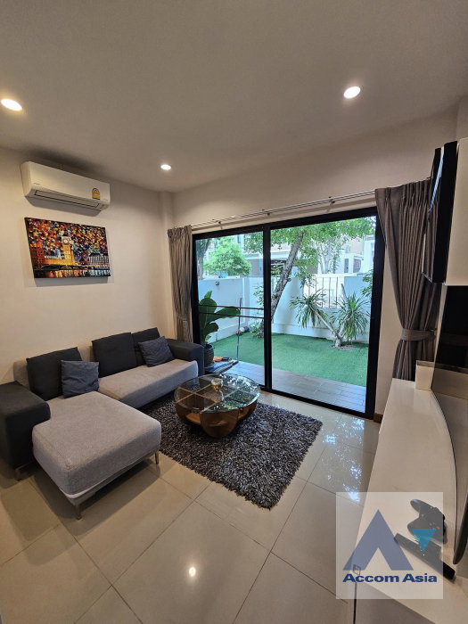 picture 🔼🔽 AccomA 📩 Refreshed and modern home with green views (AA40652) - 5/20