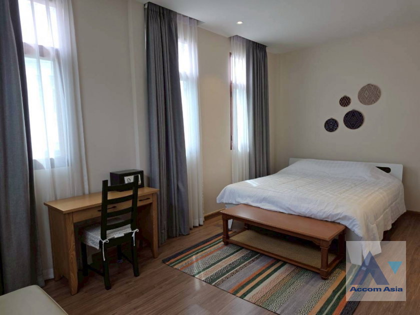 picture 🔼🔽 AccomA 📩 Home Office 5 BR House in Phra Khanong (AA44429) - 9/17