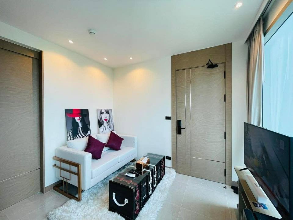 รูป Condo for Sale The Riviera Ocean Drive Sea View High Floor - รูปที่ 2/12