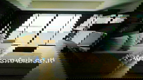 🔼🔽 AccomA 📩 Pet friendly 2 BR Condominium @Premier Condominium (AA17040)