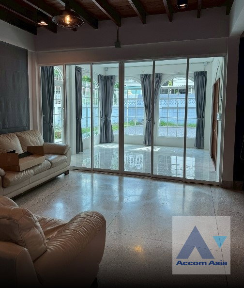 รูป 🔼🔽 AccomA 📩 4 BR House in Chong Nonsi (AA44719) - รูปที่ 2/9