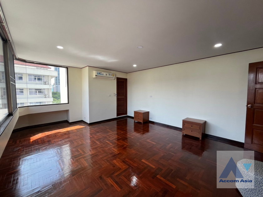 picture 🔼🔽 AccomA 📩  3 BR Condominium @The Concord (AA25944) - 6/15