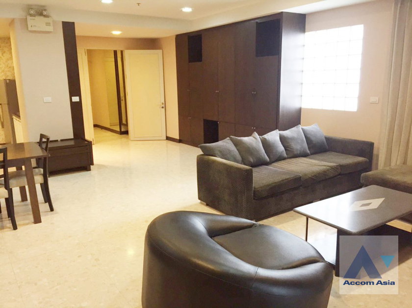 picture 🔼🔽 AccomA 📩 Spacious unit with cozy living and warm wooden tone (1515877) - 1/17