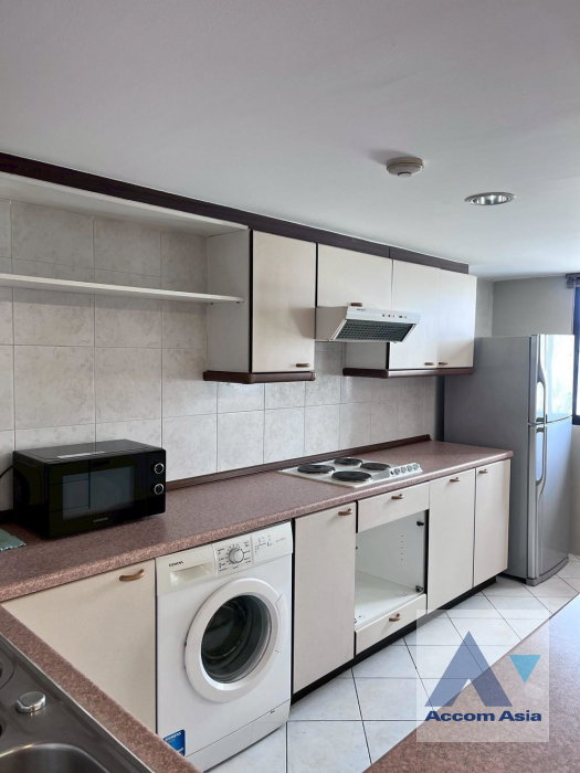 picture 🔼🔽 AccomA 📩  2 BR Condominium @United Tower (AA45295) - 4/12