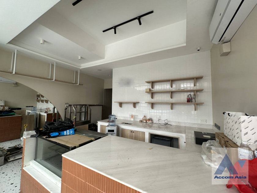 รูป 🔼🔽 AccomA 📩 Home Office 3 BR Townhouse in Khlong Tan Nuea (AA11213) - รูปที่ 7/15
