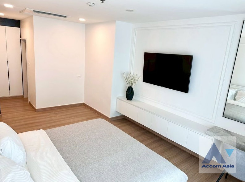 picture 🔼🔽 AccomA 📩  3 BR Condominium @Grand Langsuan (28712) - 16/20