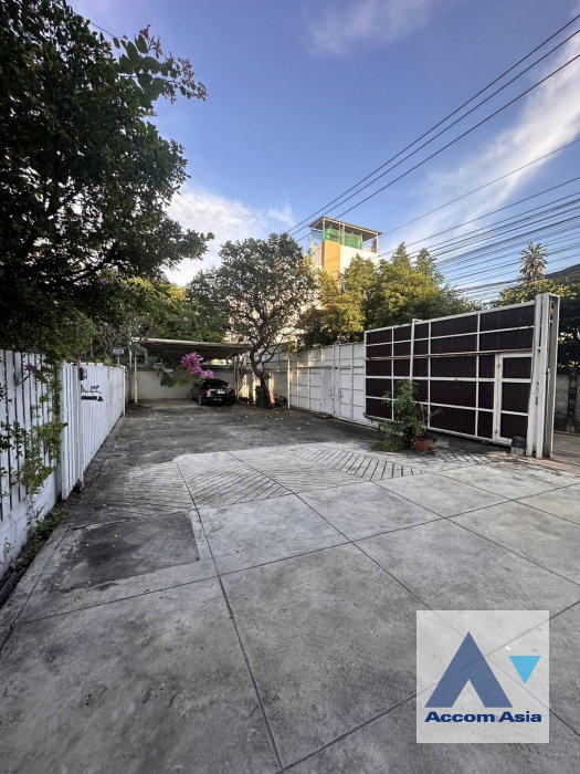 รูป 🔼🔽 AccomA 📩  3 BR House in Thung Maha Mek (AA43443) - รูปที่ 4/4