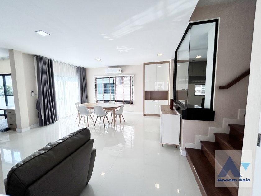 picture 🔼🔽 AccomA 📩  4 BR House @ (AA38888) - 6/18