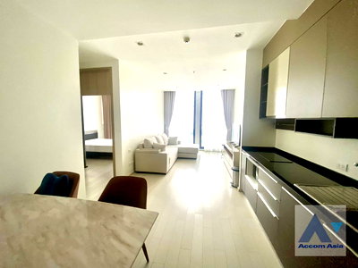 Condos for rent : 🔼🔽 AccomA 📩 Corner Unit 2 BR Condominium @Noble Ploenchit (AA28826)