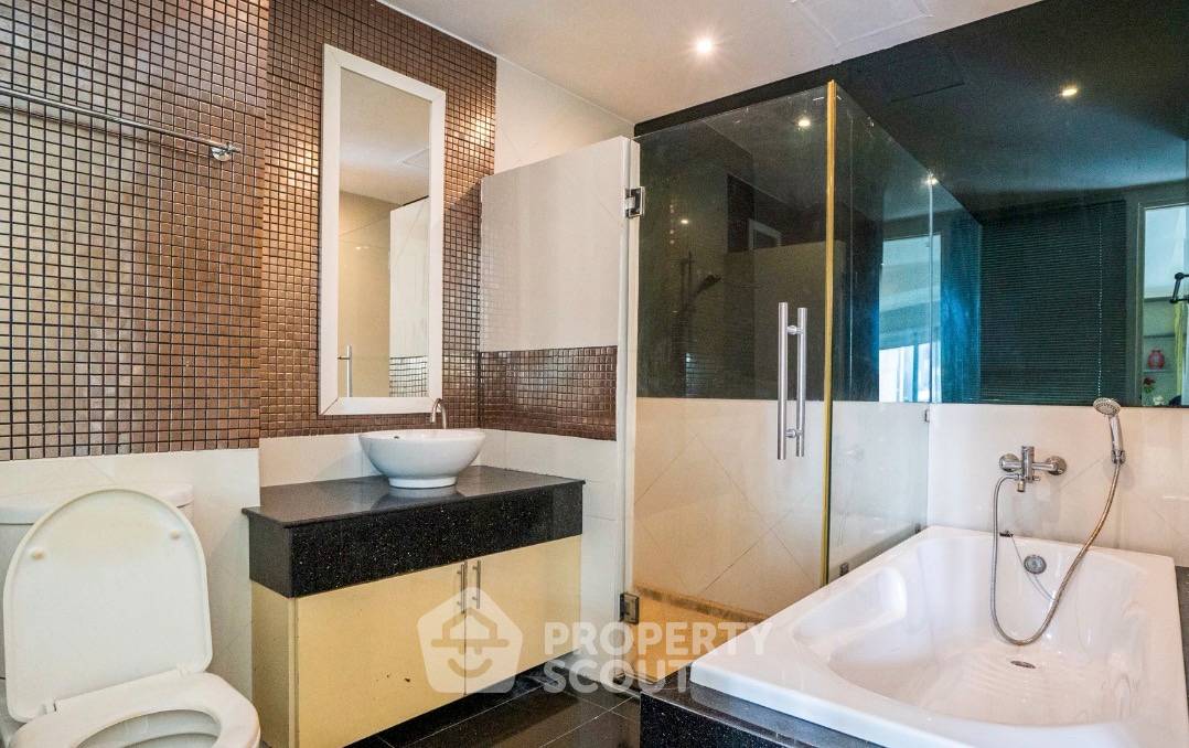 picture 2-BR Condo at Sea Saran Condominium close to Bangsaray (ID 2751249) - 4/7