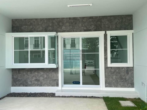 For Rent Townhouse/Townhome  , Villaggio 2 Srinakarin - Bangna , Bang Kaeo , Bang Phli , Samut Prakarn , CX-119737 ✅ Live chat with us ADD LINE @connexproperty ✅