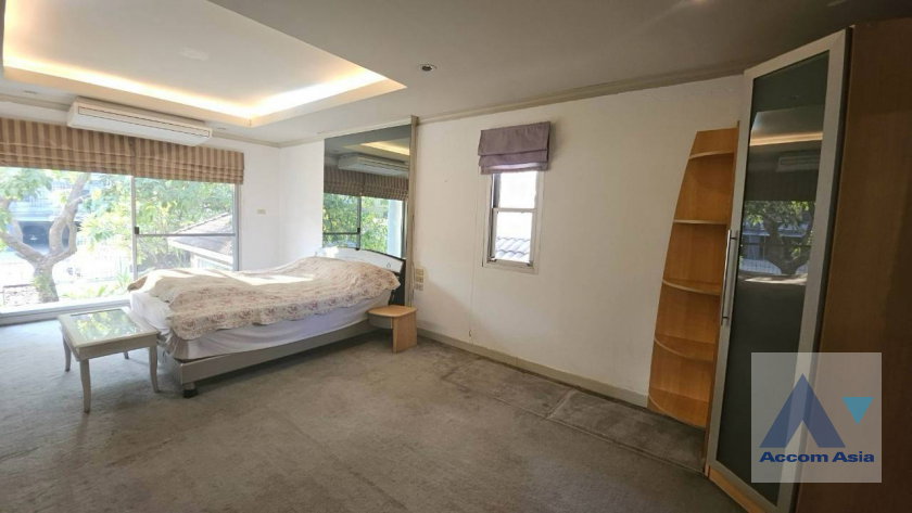 รูป 🔼🔽 AccomA 📩 Loft-Style House for Rent in Ploenchit, Bangkok - Near BTS Ploenchit (AA43397) - รูปที่ 11/19