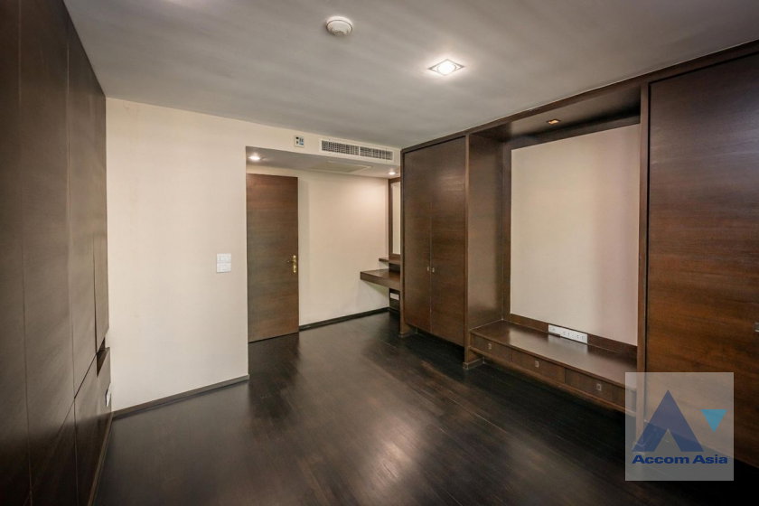 picture 🔼🔽 AccomA 📩 Pet friendly 2 BR Condominium @Silver Heritage (AA45888) - 12/20