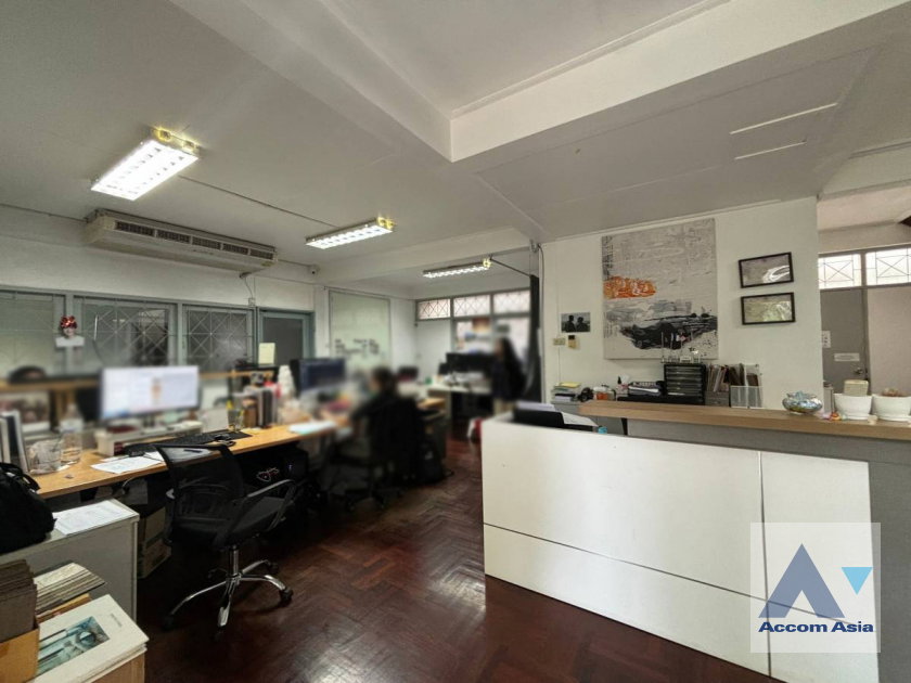 รูป 🔼🔽 AccomA 📩 Home Office 2 BR House in Phra Khanong Nuea (AA15311) - รูปที่ 2/10
