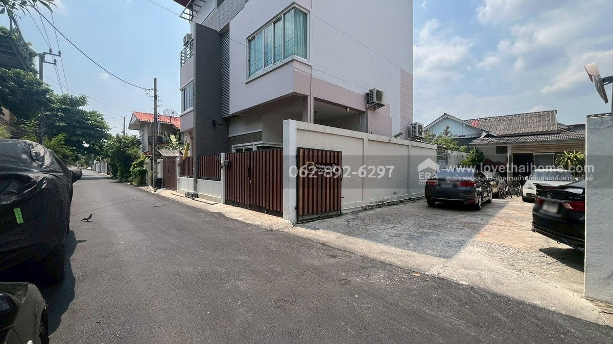 รูป ขายที่ดิน สุโขทัย5เขตดุสิต แปลงสวย ทำเลทอง ขนาด 32.5 ตารางวา ราคาเพียงแค่ 4.2 ล้านบาท (เพียง 129,230 บาท/ตรว.) โอกาสหายากมาก รีบตัดสินใจก่อนหลุดมือ!! - รูปที่ 6/10