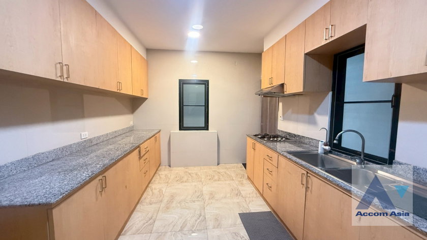รูป 🔼🔽 AccomA 📩 4 BR House @The Noble Ekkamai 22 (50133) - รูปที่ 3/20