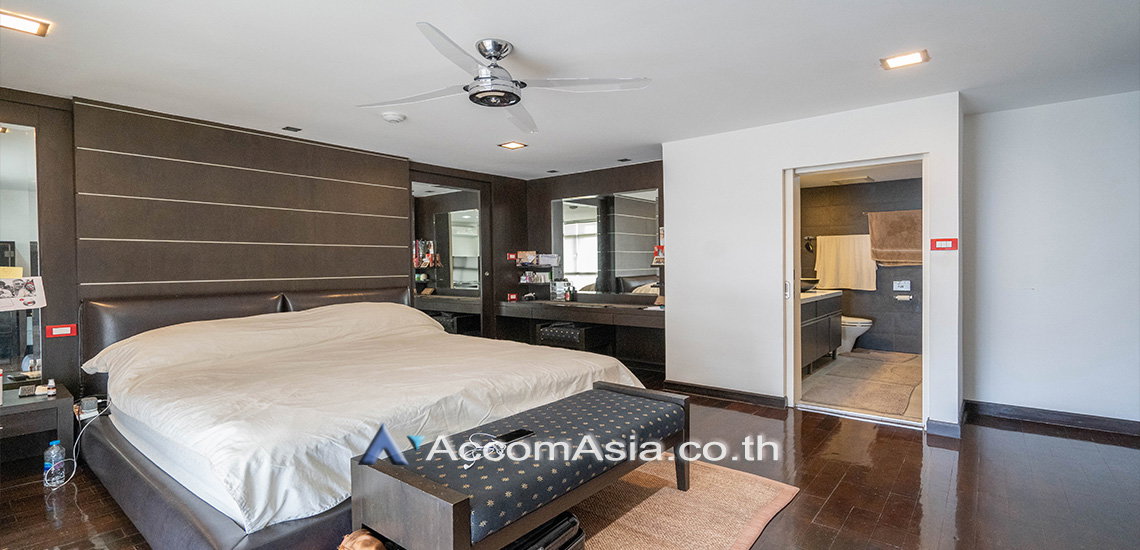 รูป 🔼🔽 AccomA 📩 Modern-style condominium with a balcony and beautiful city views. - รูปที่ 14/18