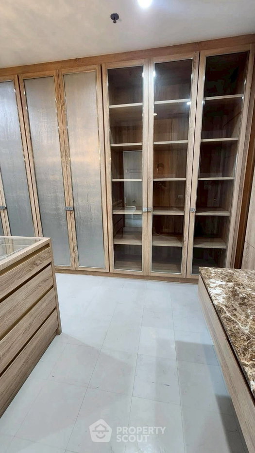 picture 2-BR Condo at Villa Asoke near MRT Phetchaburi (ID 2772057) - 9/10