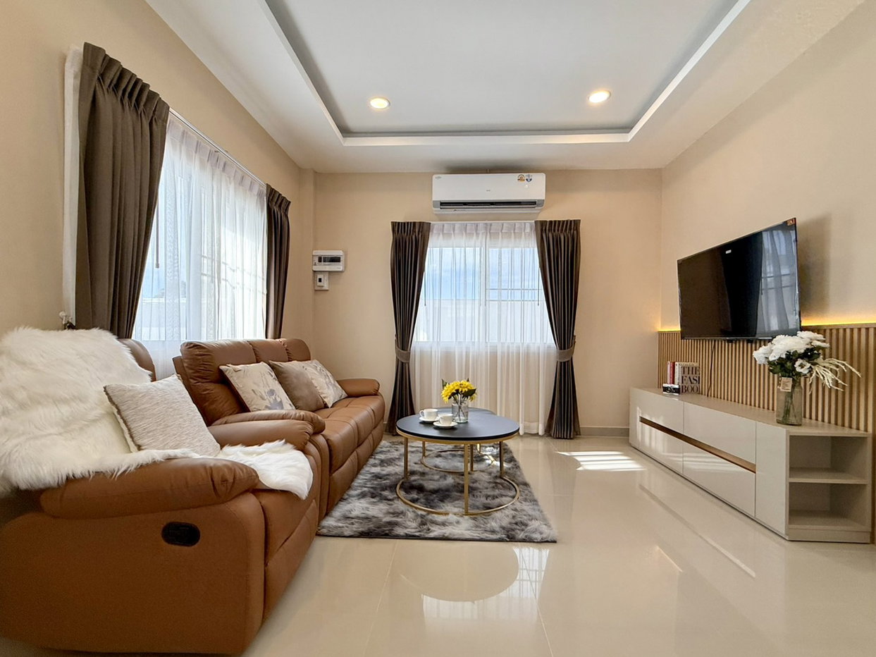 รูป Private Pool Villa House for Sale in East Pattaya - รูปที่ 5/20
