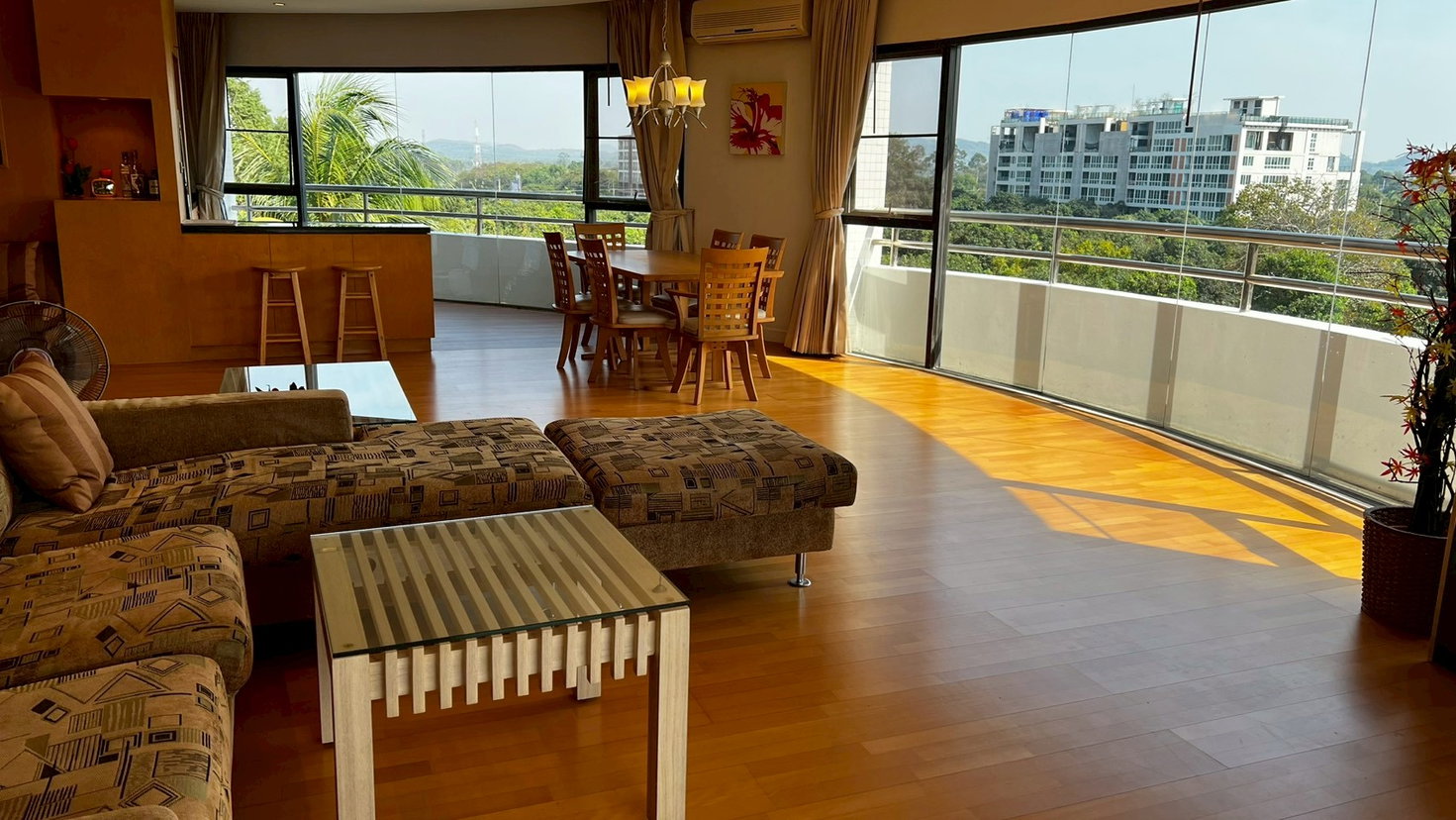 รูป Krisda Golden Condotel 3 Bedrooms Pattaya Na Jomtien - รูปที่ 2/14
