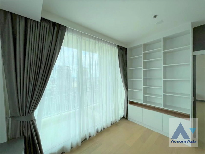 picture 🔼🔽 AccomA 📩  3 BR Condominium @The Empire Place (AA45689) - 8/13