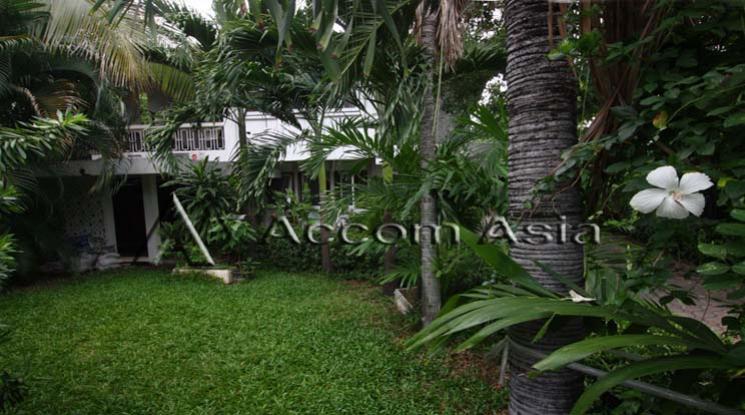 รูป 🔼🔽 AccomA 📩 Pet friendly 3 BR House in Khwaeng Sam Sen Nai (95688) - รูปที่ 3/13