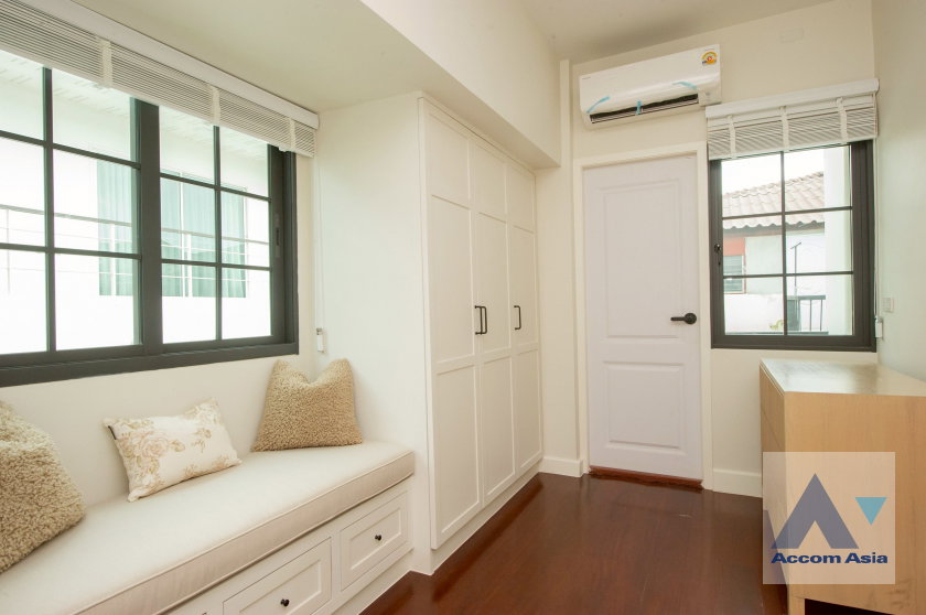 รูป 🔼🔽 AccomA 📩 Pet friendly,Home Office 4 BR House in Suan Luang (AA44633) - รูปที่ 13/18