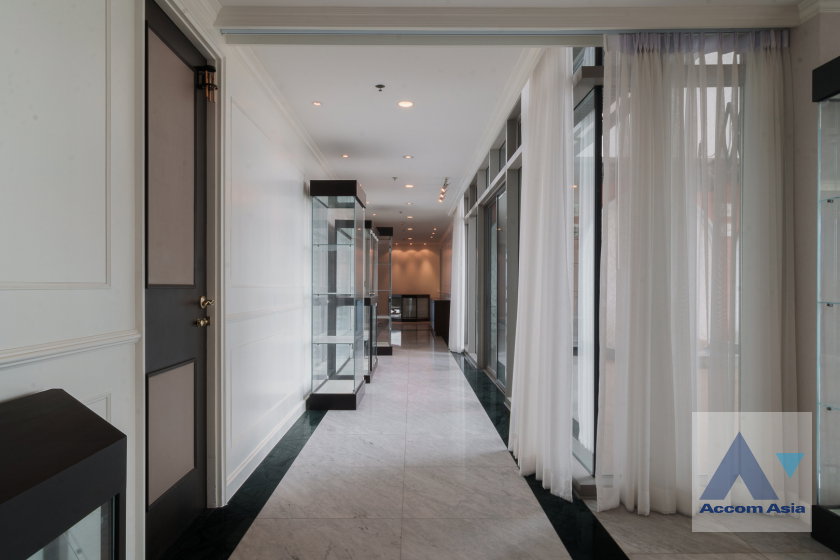 รูป 🔼🔽 AccomA 📩 Luxury spacious penthouse in Sukhumvit with a large balcony and stunning city views ( AA41519 ) - รูปที่ 13/20