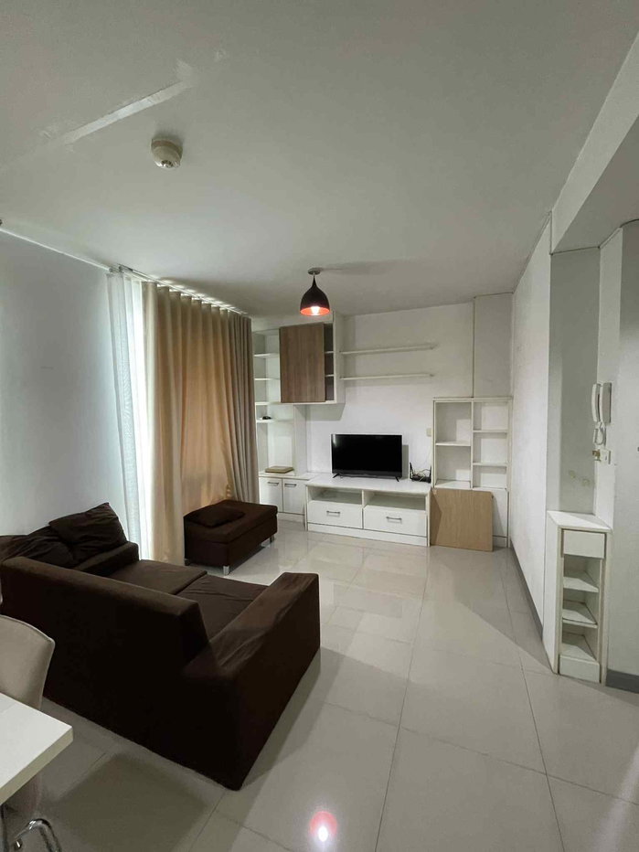 picture Room for rent (The Iris Condo) - 2/6