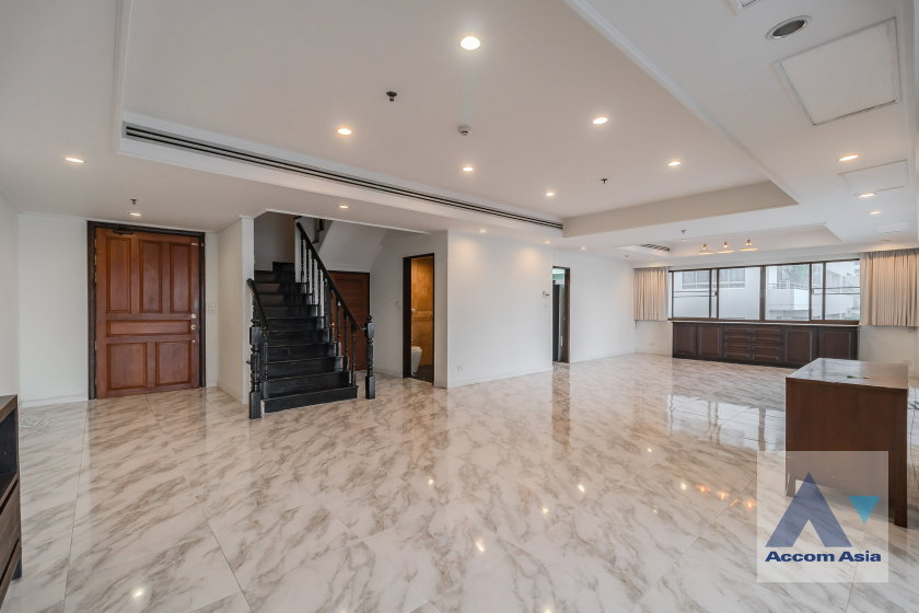 รูป 🔼🔽 AccomA 📩 Elegant duplex condominium with pool on balcony and skyline views (2012701) - รูปที่ 6/20