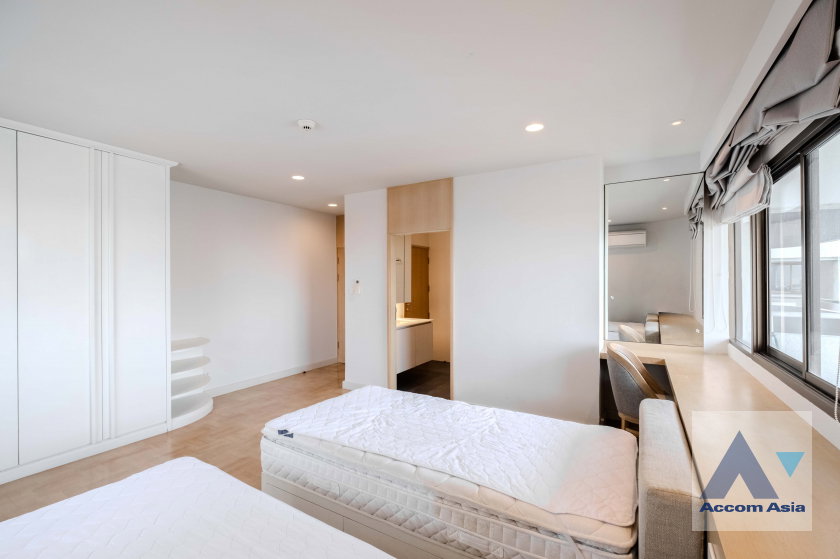 picture 🔼🔽 AccomA 📩  3 BR Condominium @Tower Park (AA16488) - 13/16