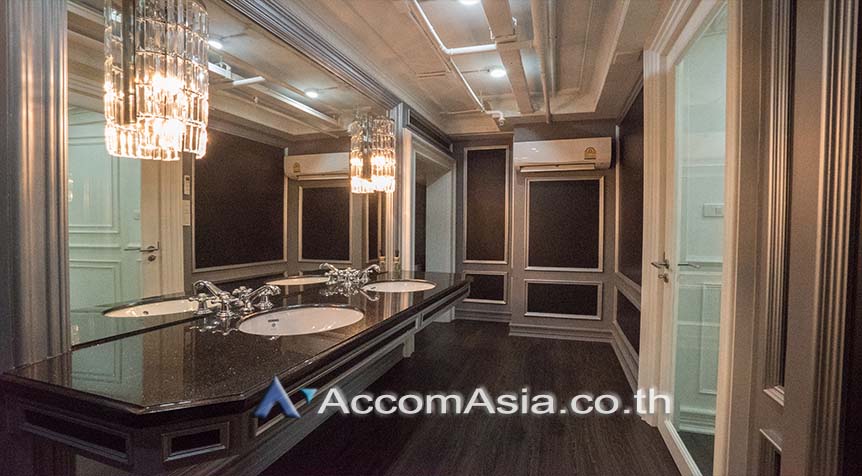 รูป 🔼🔽 AccomA 📩 Double High Ceiling 3 BR Condominium @The Emporio Place (AA27803) - รูปที่ 8/12